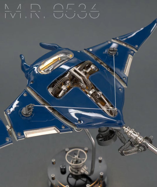 SteamPunk Mechanical Mantaray: Decorative Statue for Office Desk